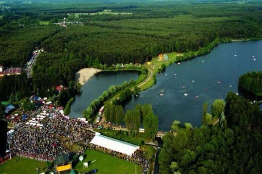 Wawrzkowizna Hotell Rząsawa Eksteriør bilde