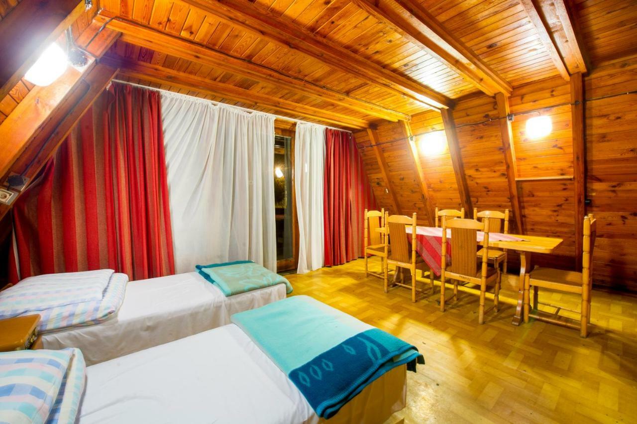 Wawrzkowizna Hotell Rząsawa Eksteriør bilde